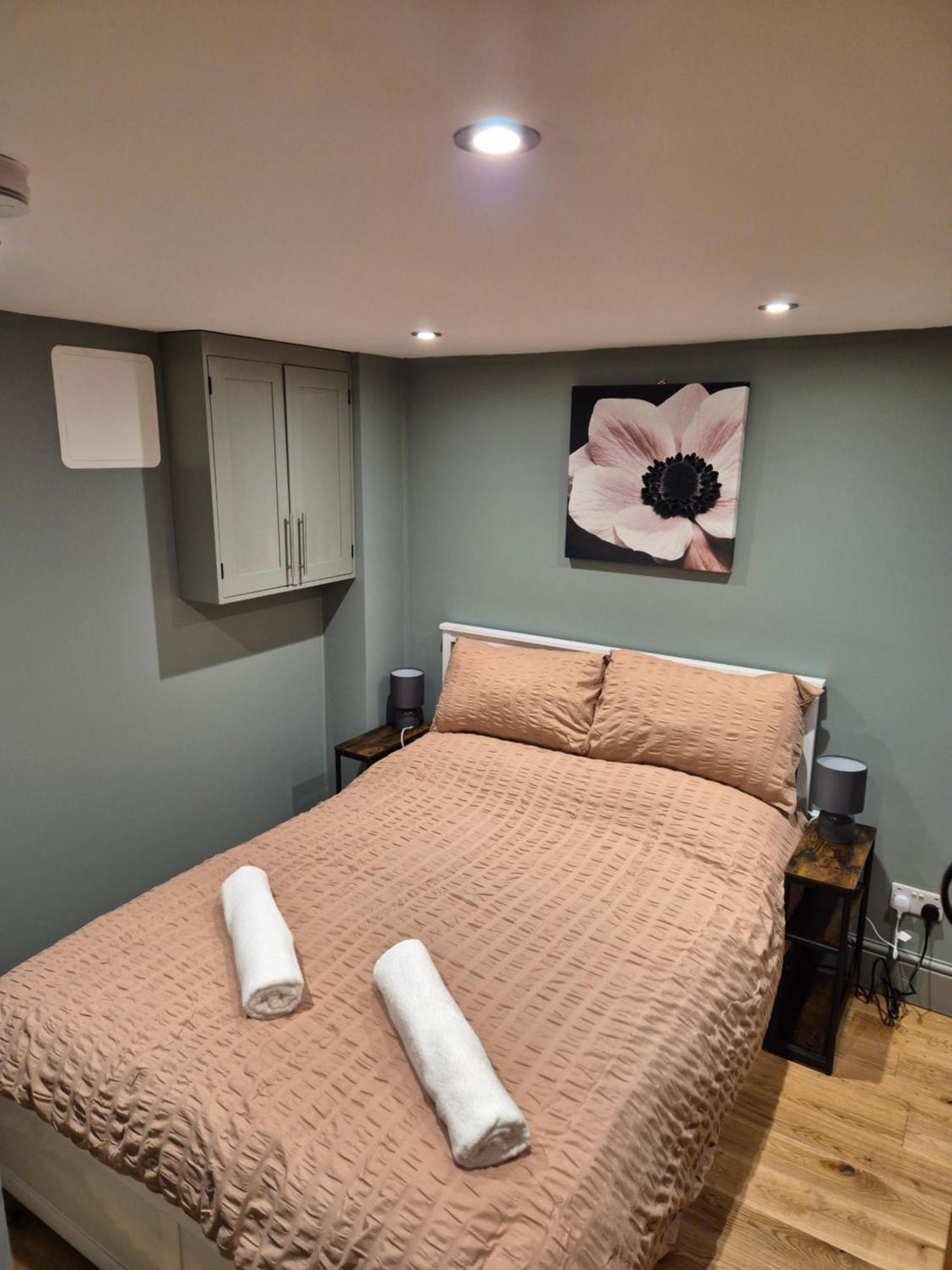Charming 1 Bed Peak District Barn Conversion Foolow エクステリア 写真