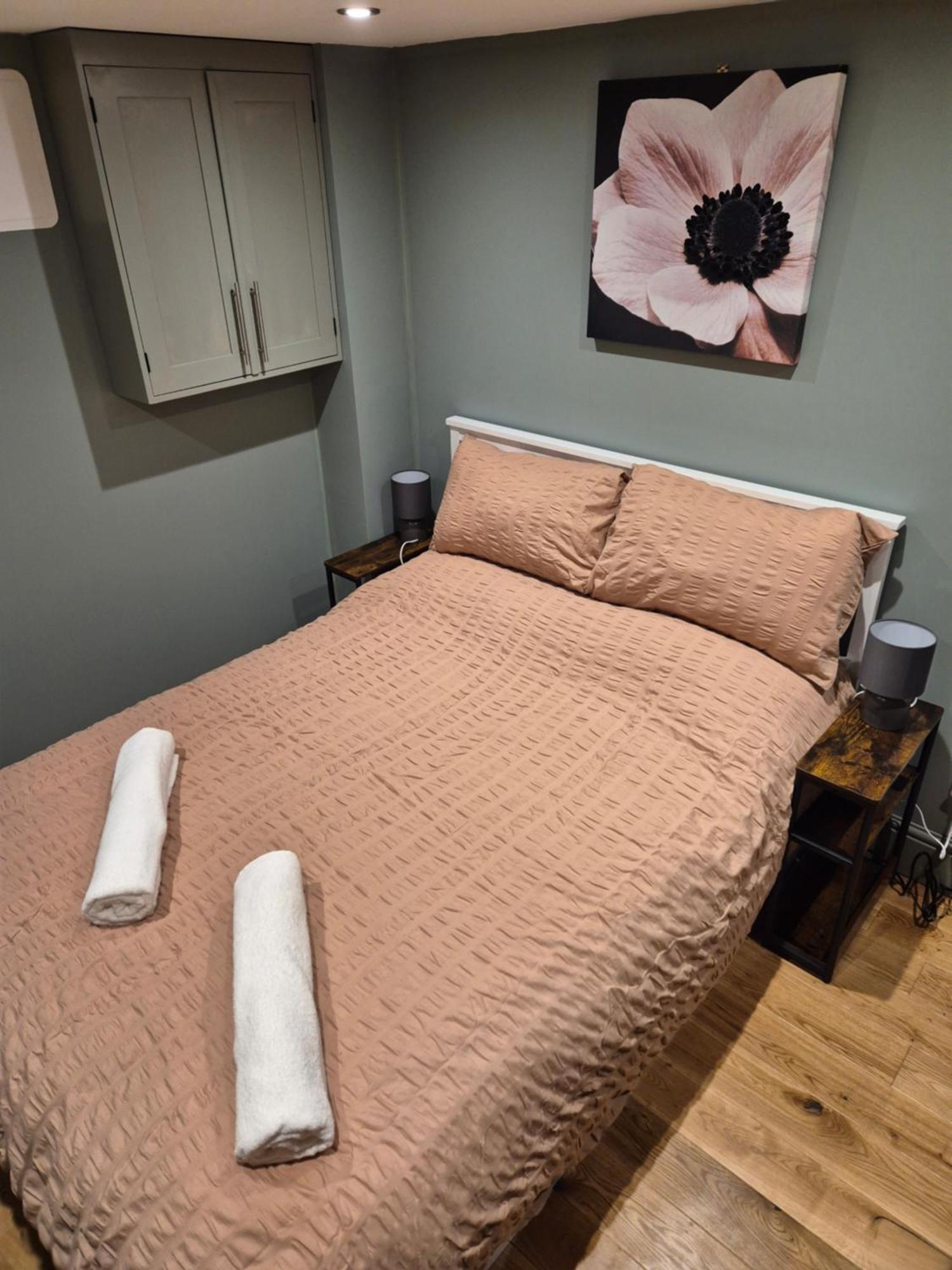 Charming 1 Bed Peak District Barn Conversion Foolow エクステリア 写真